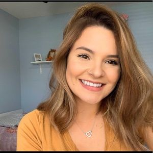 Meet your Posher, Bárbara